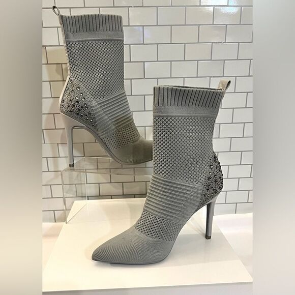 NWT Bebe Heels    - Picture 2 of 5